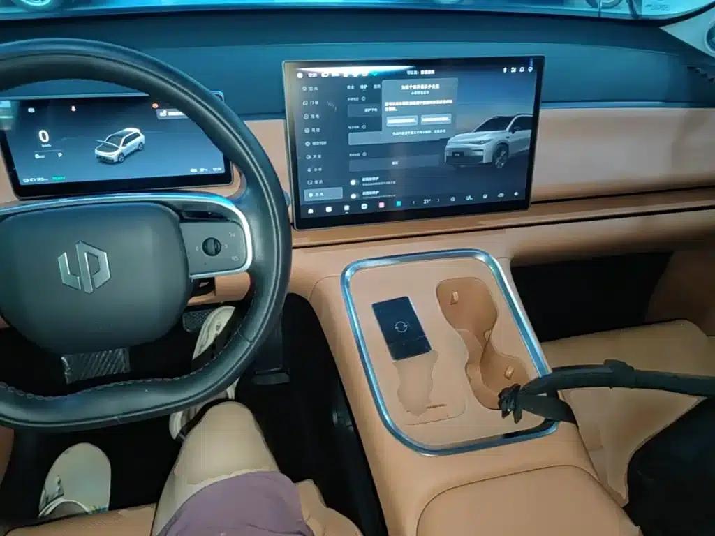 Leapmotor C16 2026 Pure Electric 630 LiDAR Smart Edition 6-Seater — миниатюра 10