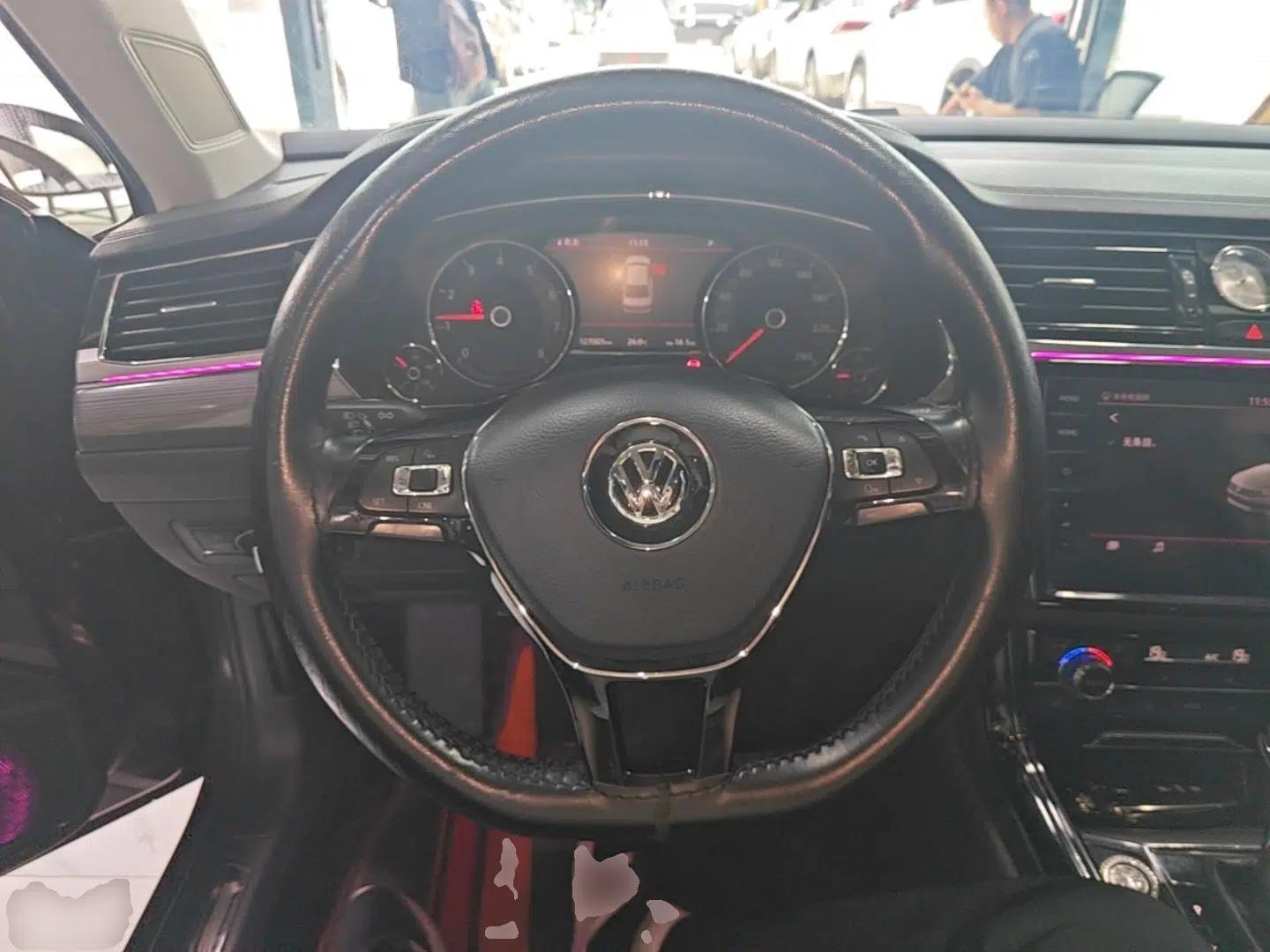 Volkswagen Phideon 2019 380TSI Two-Wheel Drive Business Edition China VI Standard — миниатюра 18
