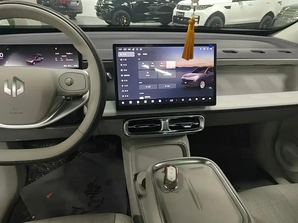 Leapmotor B10 2025 Model 510 Enjoy Edition — миниатюра 13
