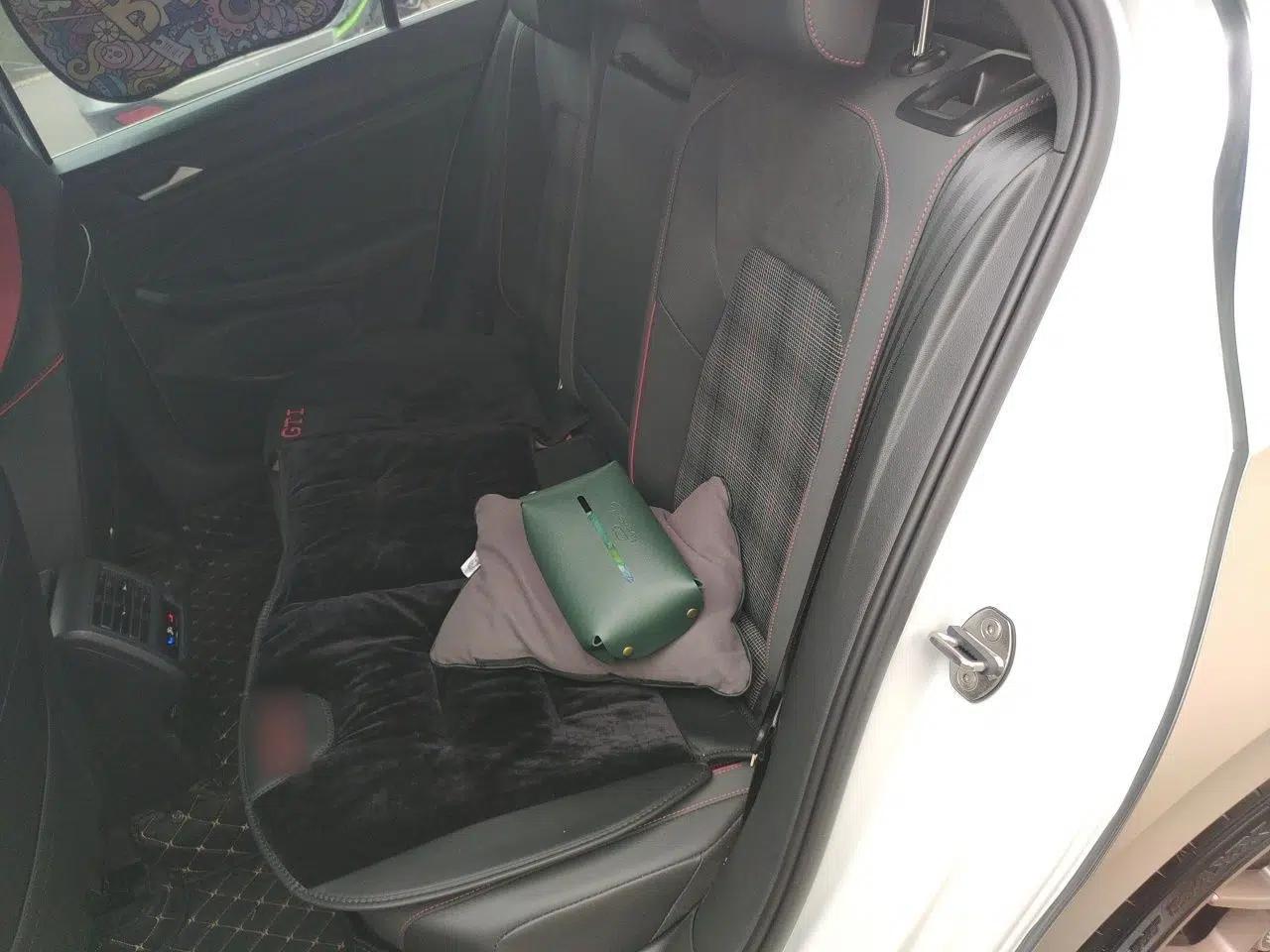 Volkswagen Golf GTI 2023 380TSI DSG GTI — миниатюра 17