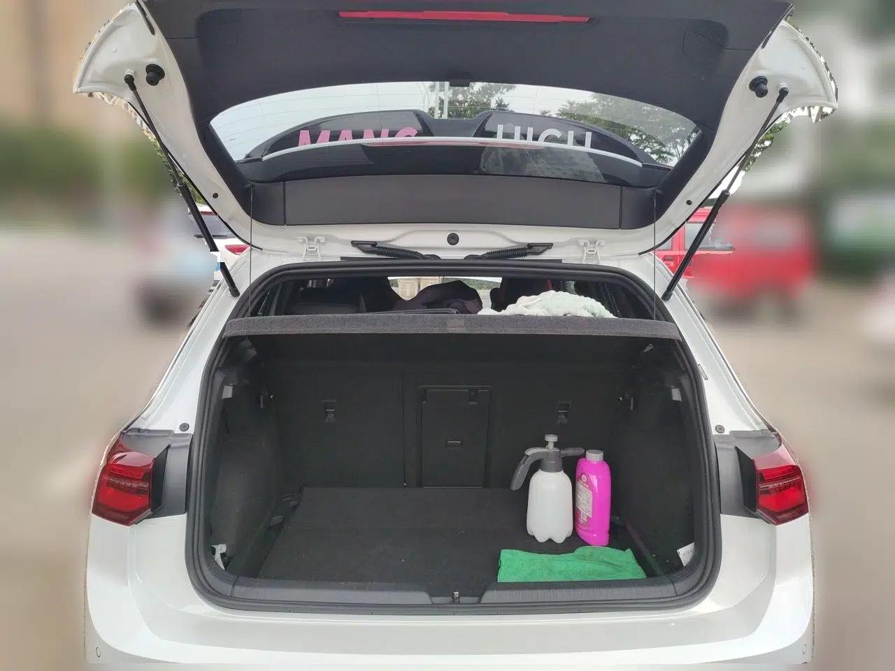 Volkswagen Golf GTI 2023 380TSI DSG GTI — миниатюра 19