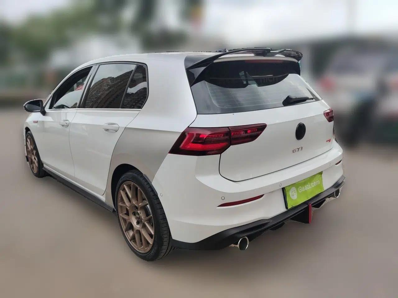 Volkswagen Golf GTI 2023 380TSI DSG GTI — миниатюра 4
