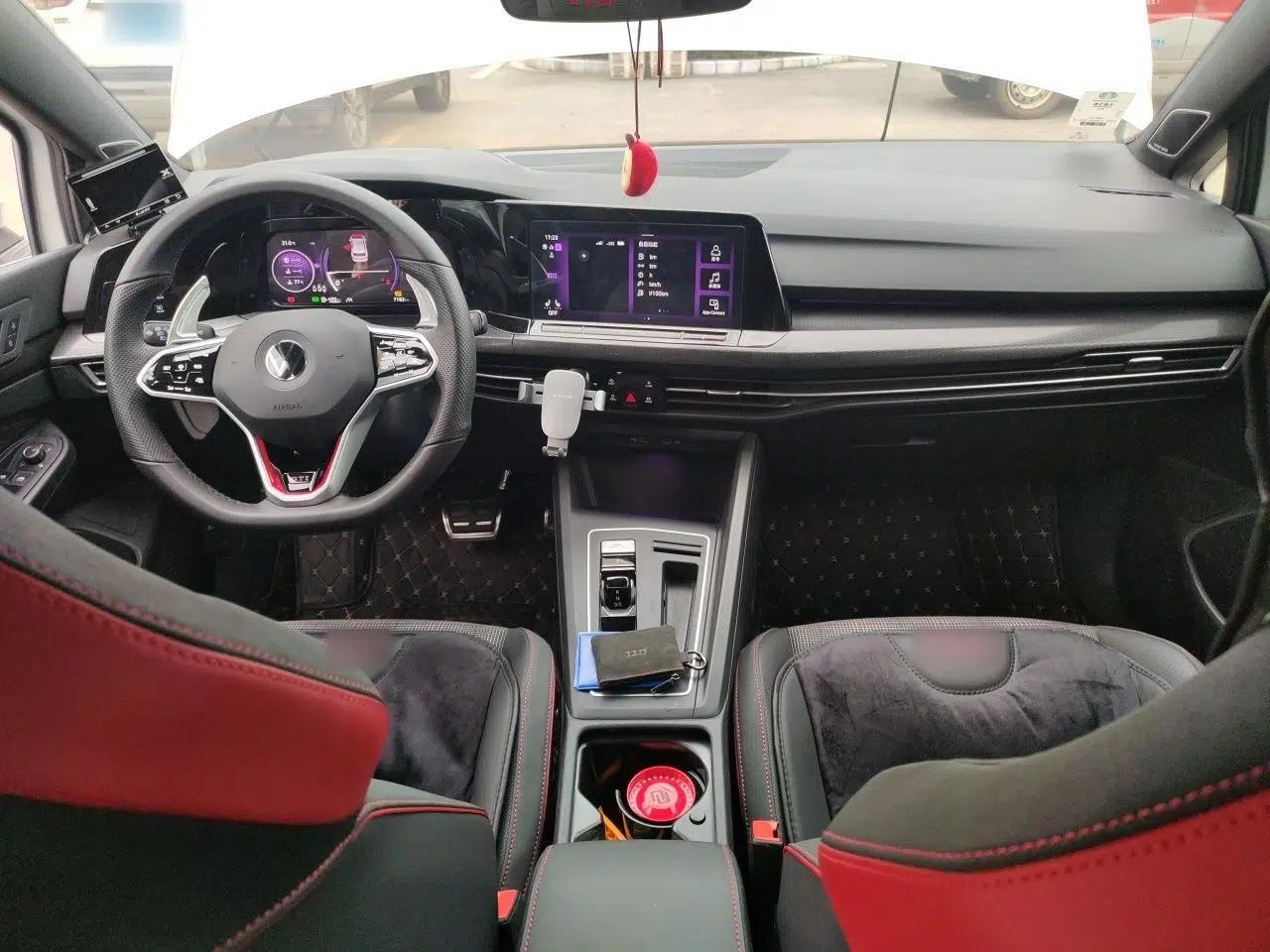 Volkswagen Golf GTI 2023 380TSI DSG GTI — миниатюра 9