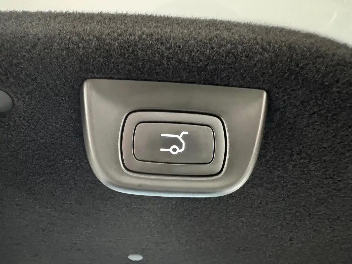 Leapmotor C01 2023 Range Extender 216 Comfort Edition — миниатюра 11