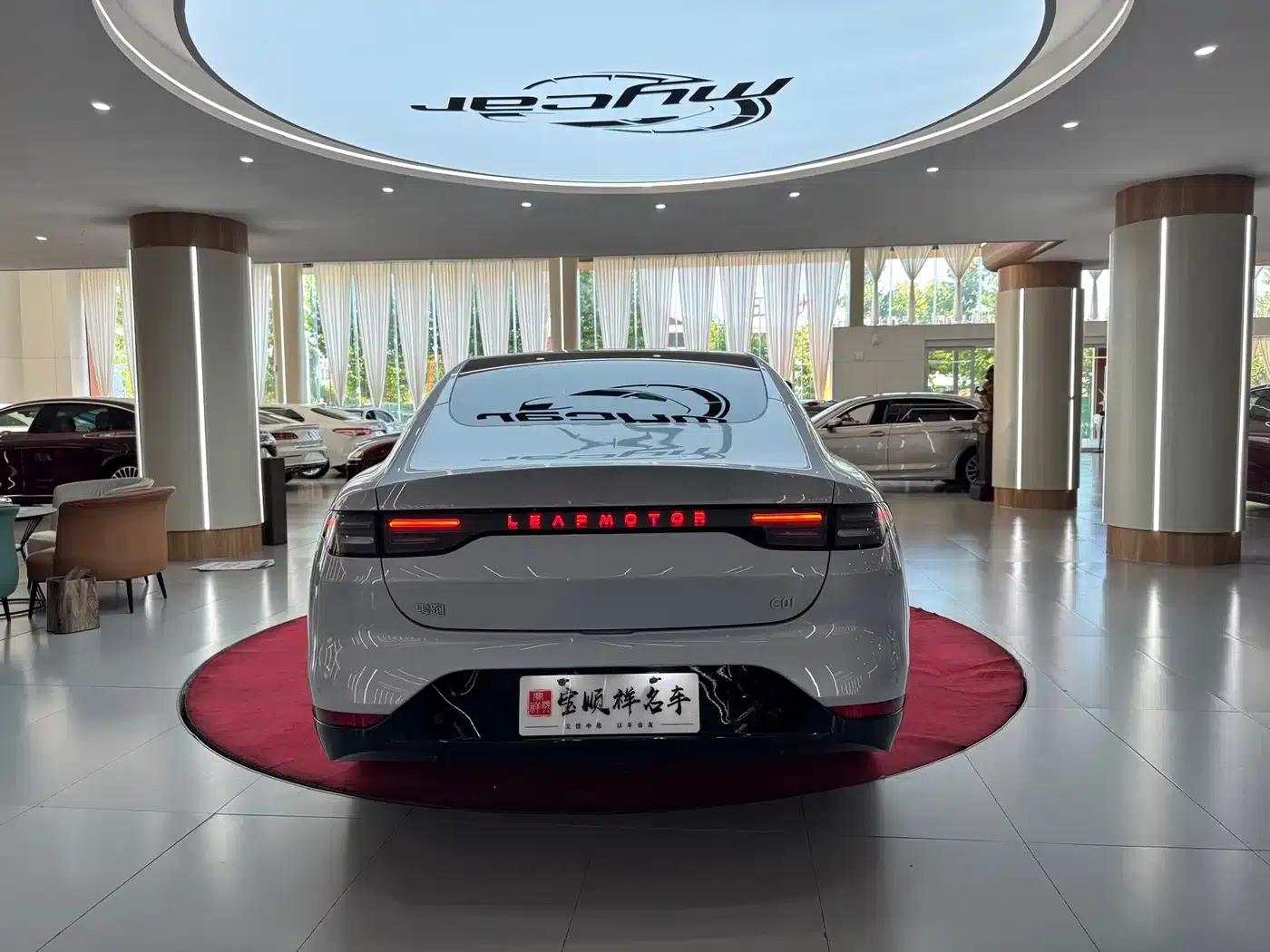 Leapmotor C01 2023 Range Extender 216 Comfort Edition — миниатюра 6