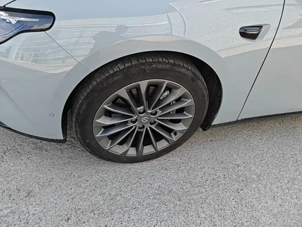 Leapmotor C01 2024 Pure Electric 525 Premium Edition — миниатюра 23