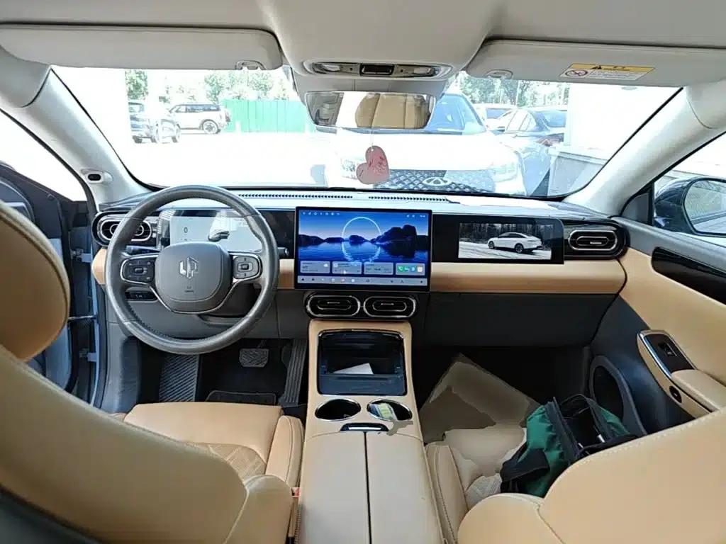 Leapmotor C01 2024 Pure Electric 525 Premium Edition — миниатюра 10