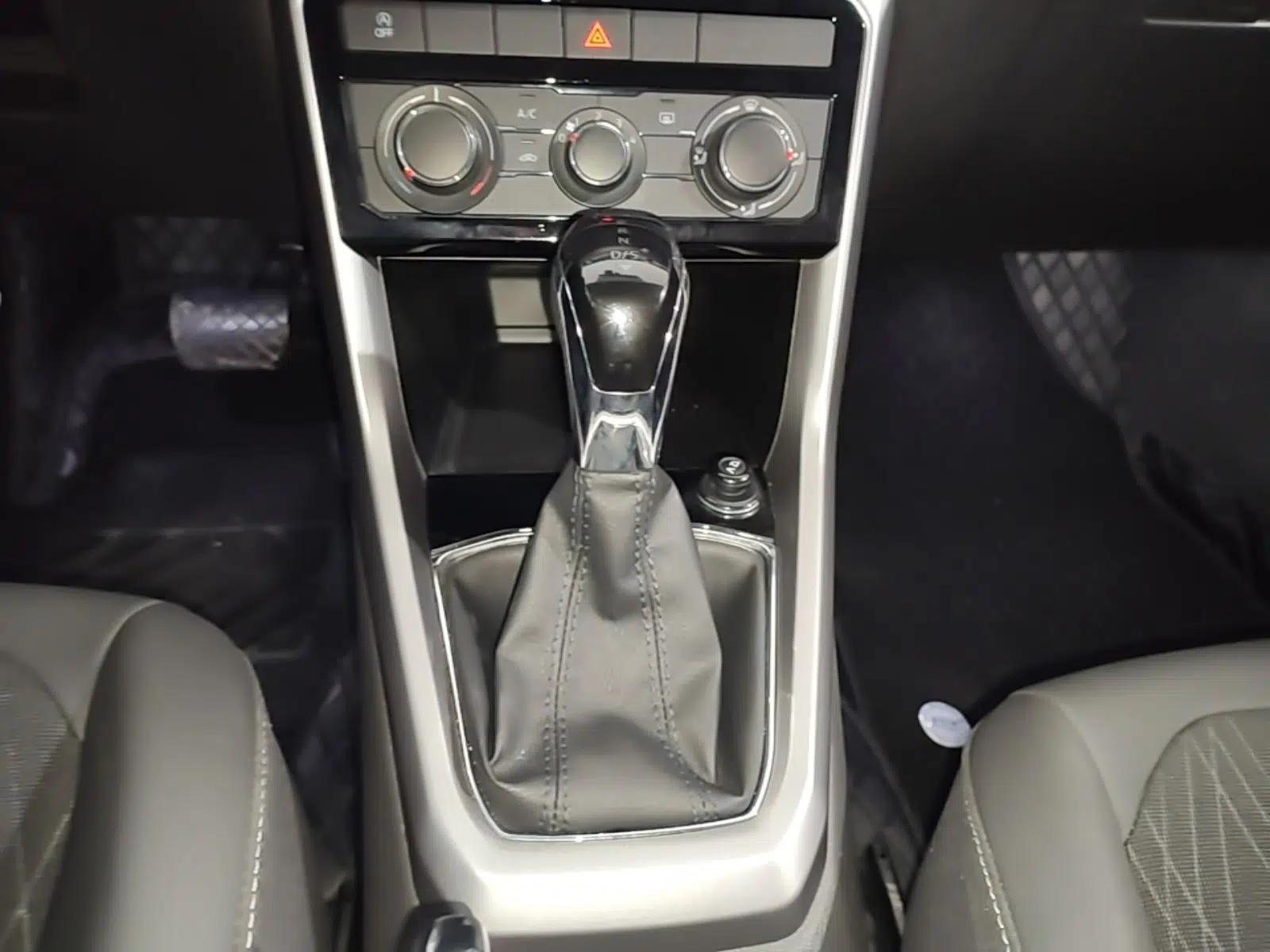 Volkswagen T-Cross 2019 280TSI DSG Comfort Edition — миниатюра 16