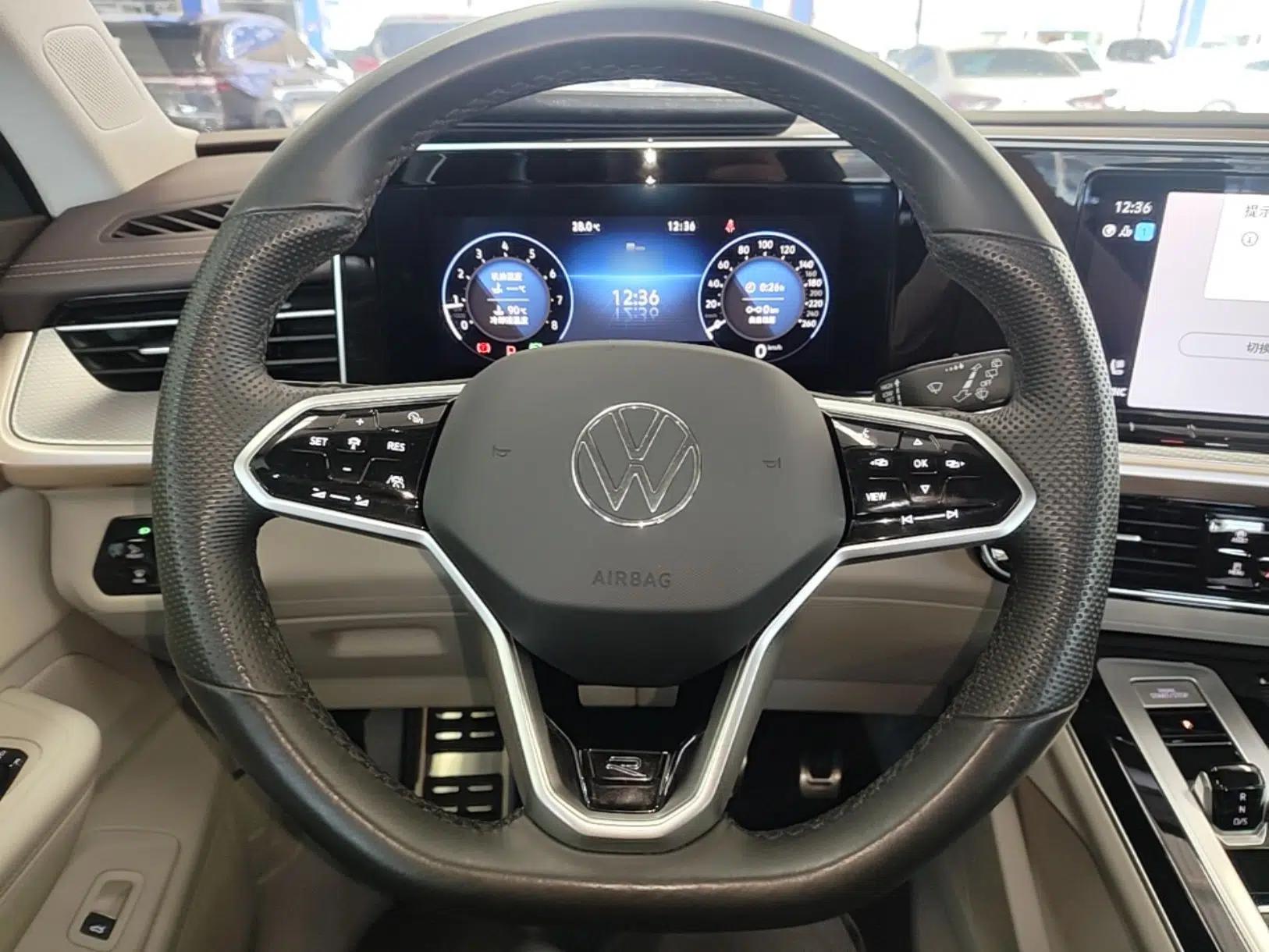 Volkswagen Tavendor 2023 380TSI Four-Wheel Drive R-Line Cruise Edition — миниатюра 13