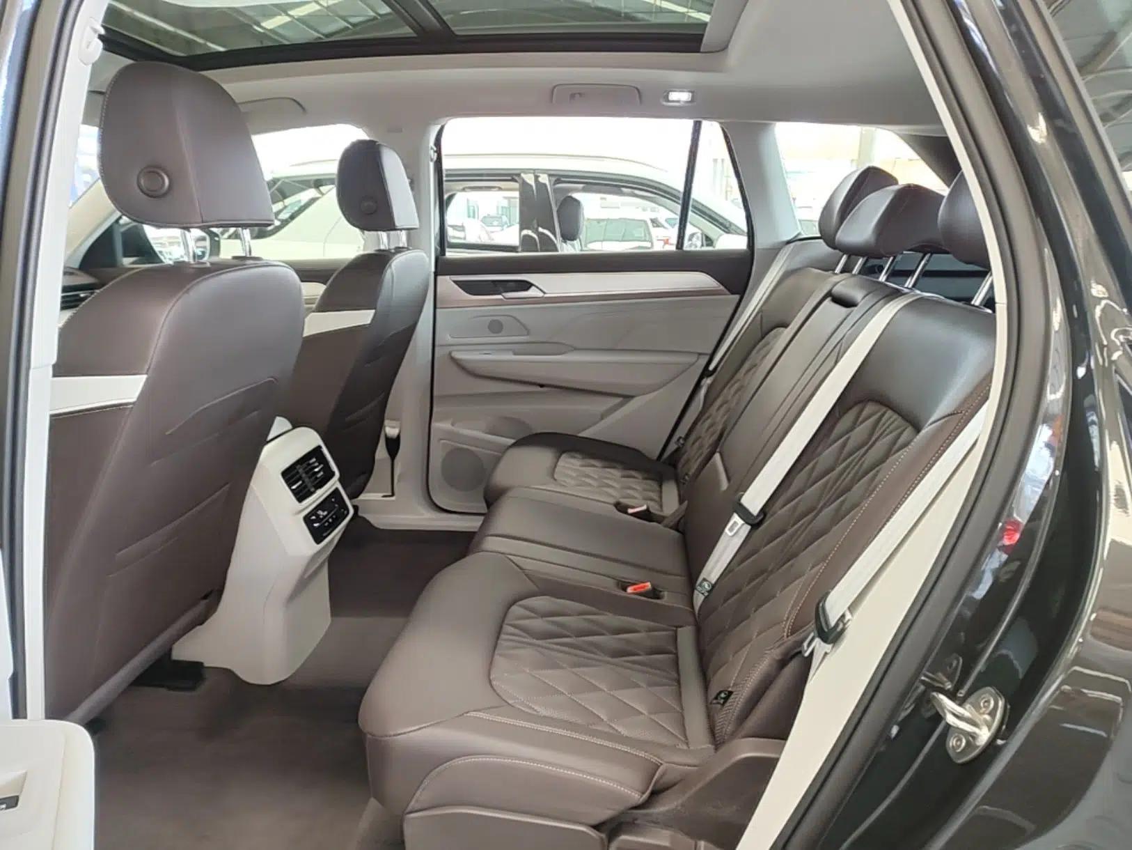 Volkswagen Tavendor 2023 380TSI Four-Wheel Drive R-Line Cruise Edition — миниатюра 20