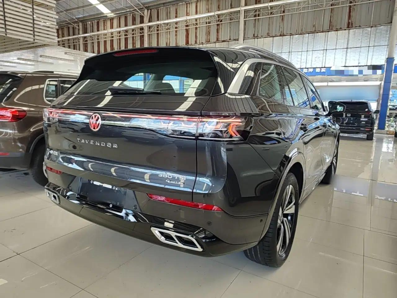 Volkswagen Tavendor 2023 380TSI Four-Wheel Drive R-Line Cruise Edition — миниатюра 6
