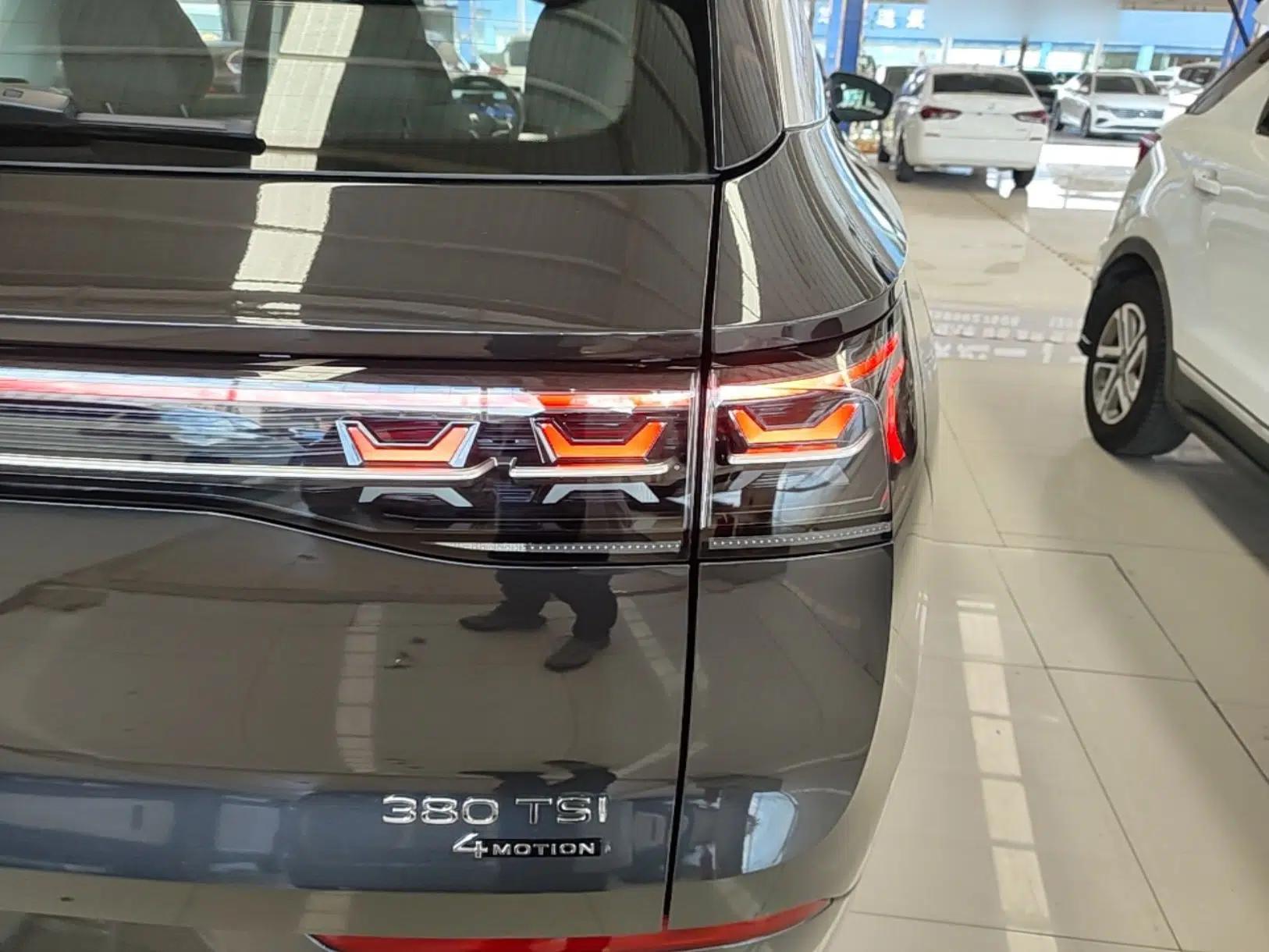 Volkswagen Tavendor 2023 380TSI Four-Wheel Drive R-Line Cruise Edition — миниатюра 9