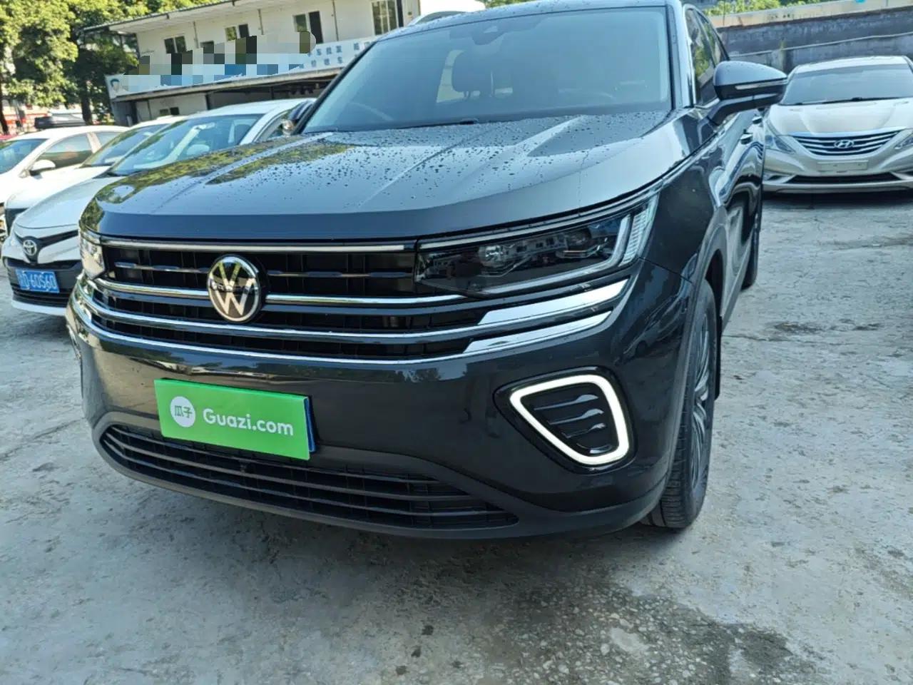Volkswagen Tavendor 2023 330TSI Luxury Touring Edition — миниатюра 8