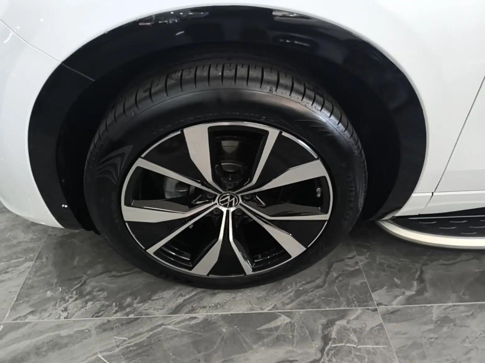 Volkswagen Tavendor 2024 380TSI All-Wheel-Drive R-Line Journey Shared Enjoyment Model — миниатюра 15