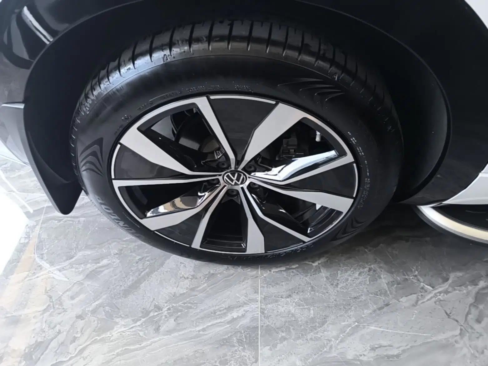 Volkswagen Tavendor 2024 380TSI All-Wheel-Drive R-Line Journey Shared Enjoyment Model — миниатюра 16