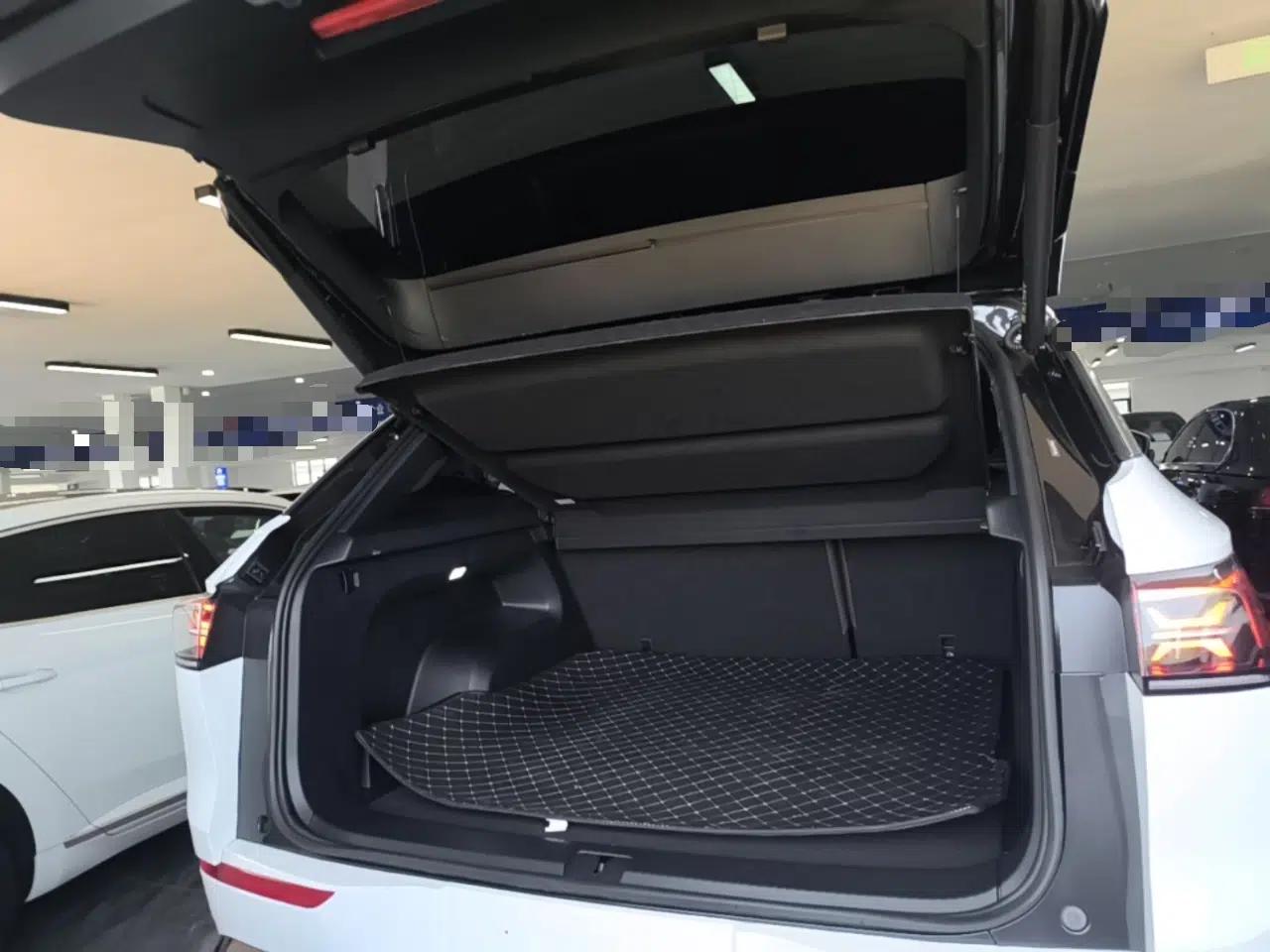 Volkswagen Tavendor 2024 380TSI All-Wheel-Drive R-Line Journey Shared Enjoyment Model — миниатюра 27
