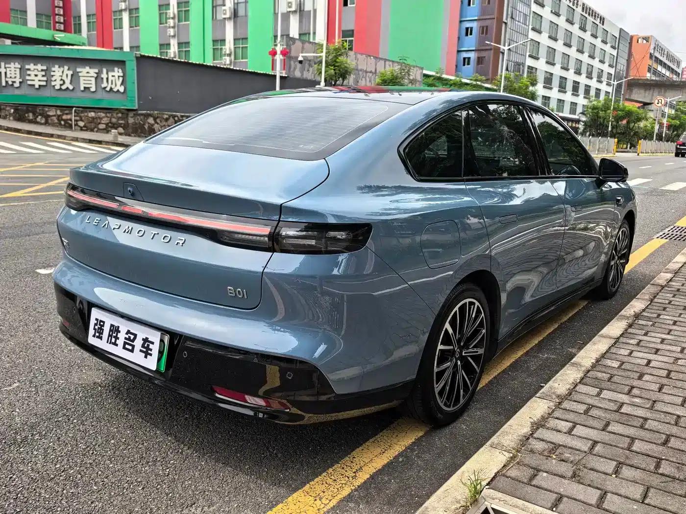 Leapmotor B01 2025 Model 550 LiDAR Edition — миниатюра 6