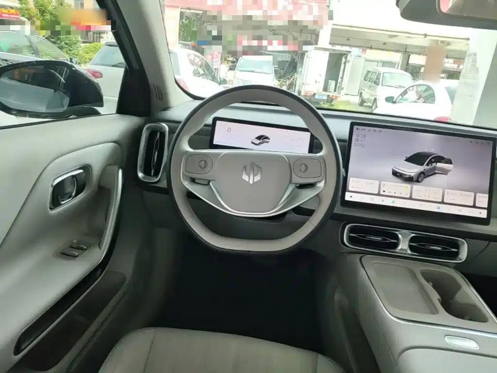 Leapmotor B01 2025 650 Enjoy Edition — миниатюра 11