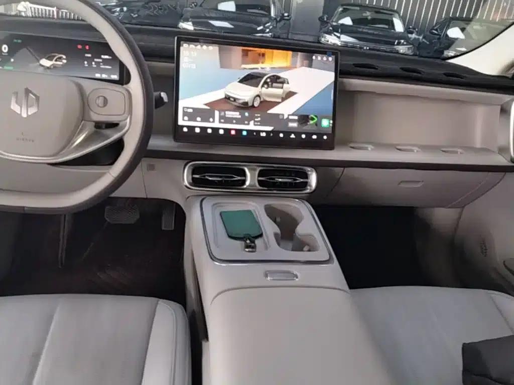 Leapmotor B01 2025 550 Enjoy Edition — миниатюра 13