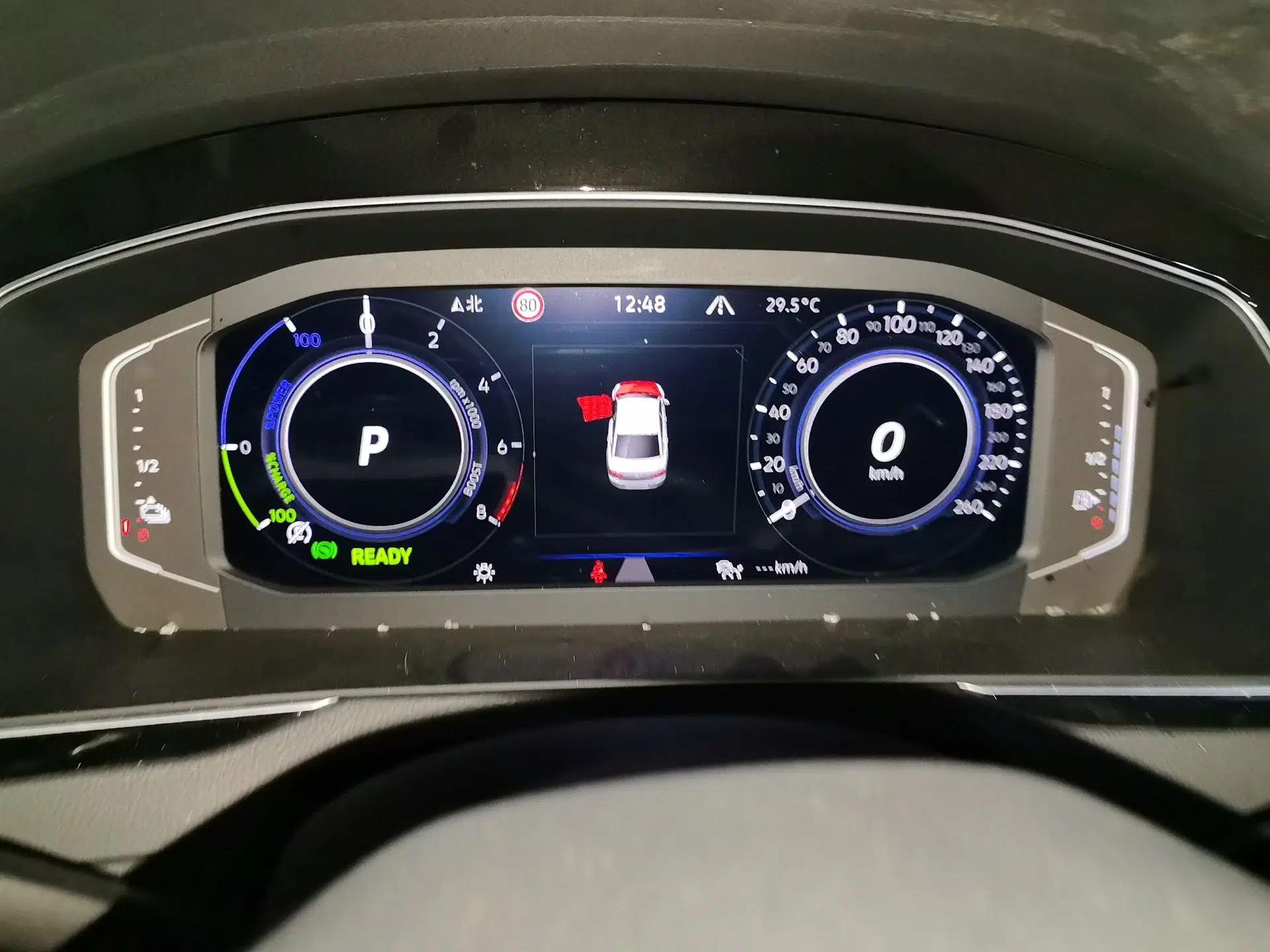 Volkswagen Magotan GTE Plug-in Hybrid 2022 GTE Prestige Model — миниатюра 11