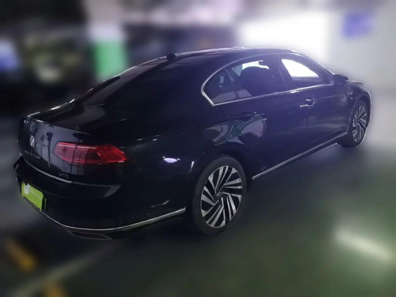 Volkswagen Magotan GTE Plug-in Hybrid 2022 GTE Prestige Model — миниатюра 6