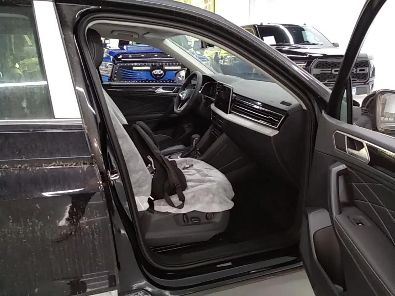 Volkswagen Tiguan L New Energy 2023 430 PHEV Plug-in Hybrid Prestige Edition — миниатюра 24