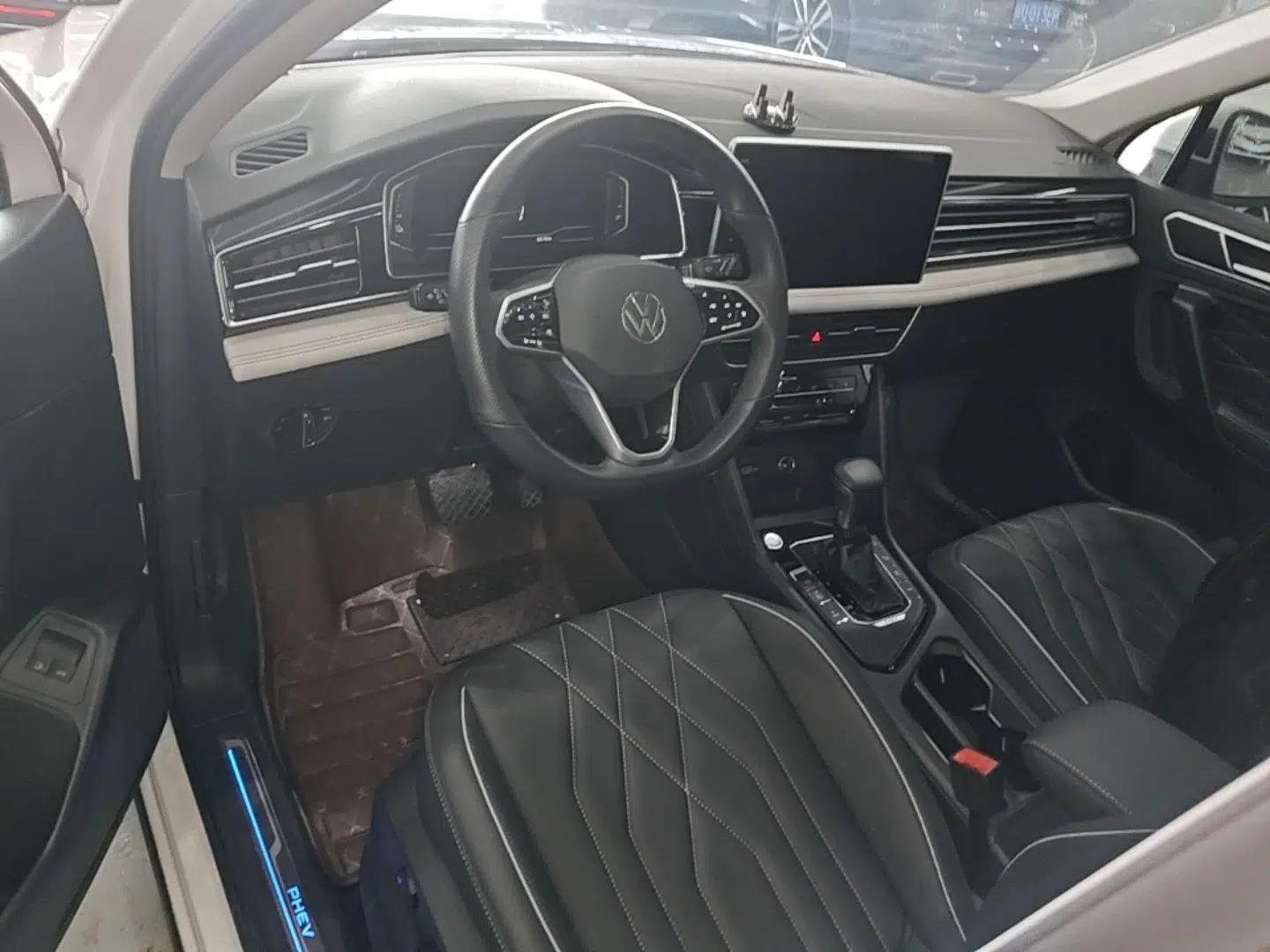 Volkswagen Tiguan L New Energy 2023 430 PHEV Plug-in Hybrid Prestige Edition — миниатюра 17