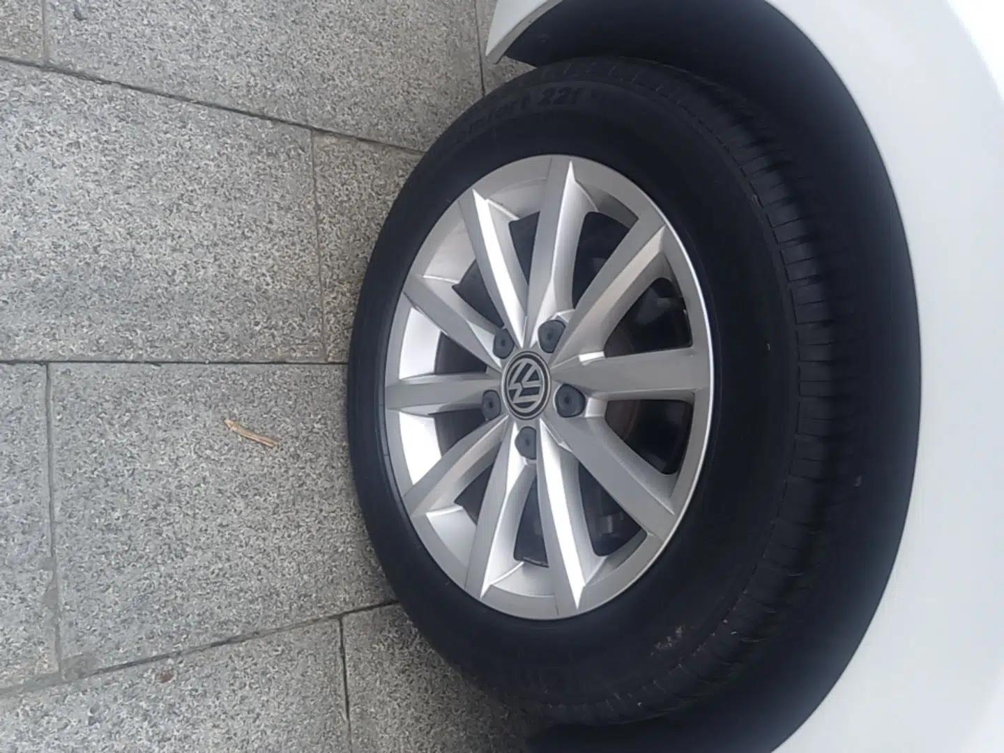 Volkswagen Golf Sportsvan 2019 280TSI Automatic Trendy Model China VI Standard — миниатюра 11