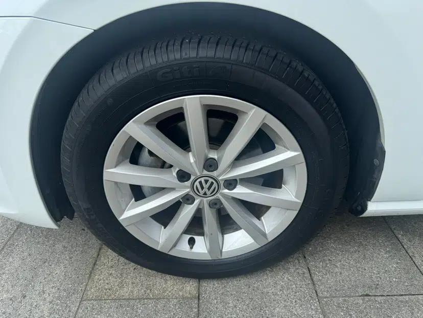 Volkswagen Golf Sportsvan 2019 280TSI Automatic Trendy Model China VI Standard — миниатюра 12