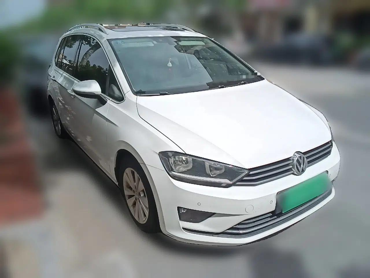 Volkswagen Golf Sportsvan 2016 230TSI Automatic Trend Edition — миниатюра 3
