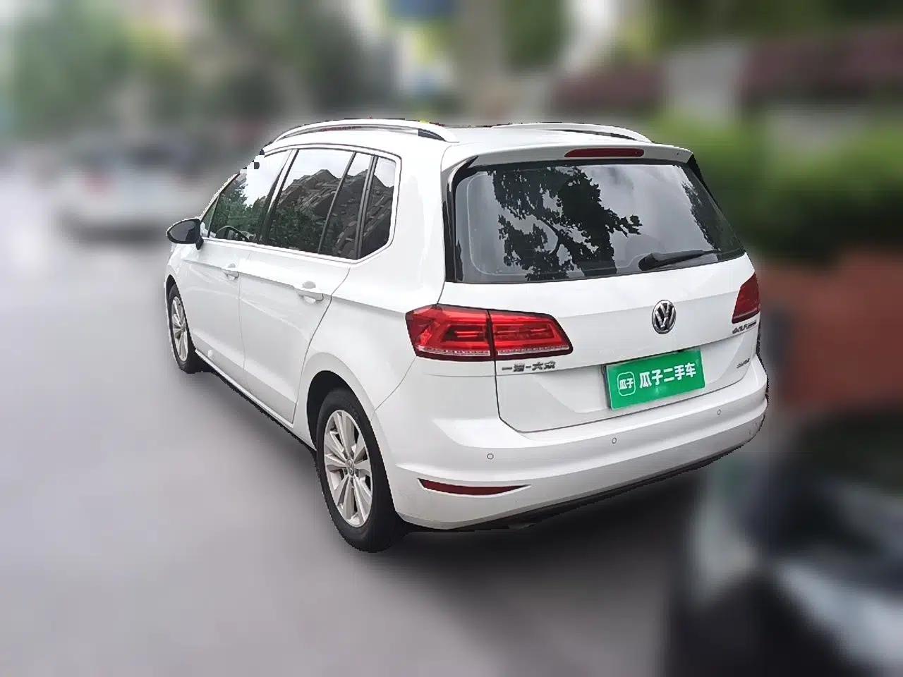 Volkswagen Golf Sportsvan 2016 230TSI Automatic Trend Edition — миниатюра 4