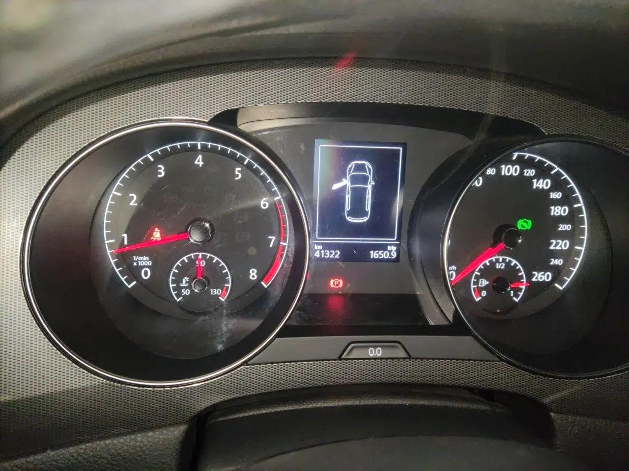Volkswagen Golf Sportsvan 2018 230TSI Automatic Trend Edition — миниатюра 11