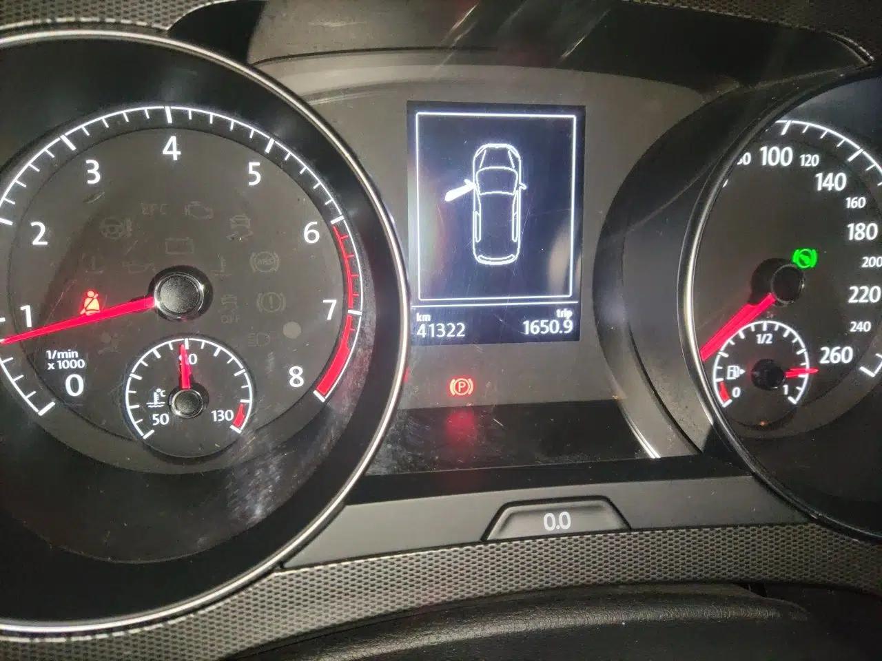 Volkswagen Golf Sportsvan 2018 230TSI Automatic Trend Edition — миниатюра 12