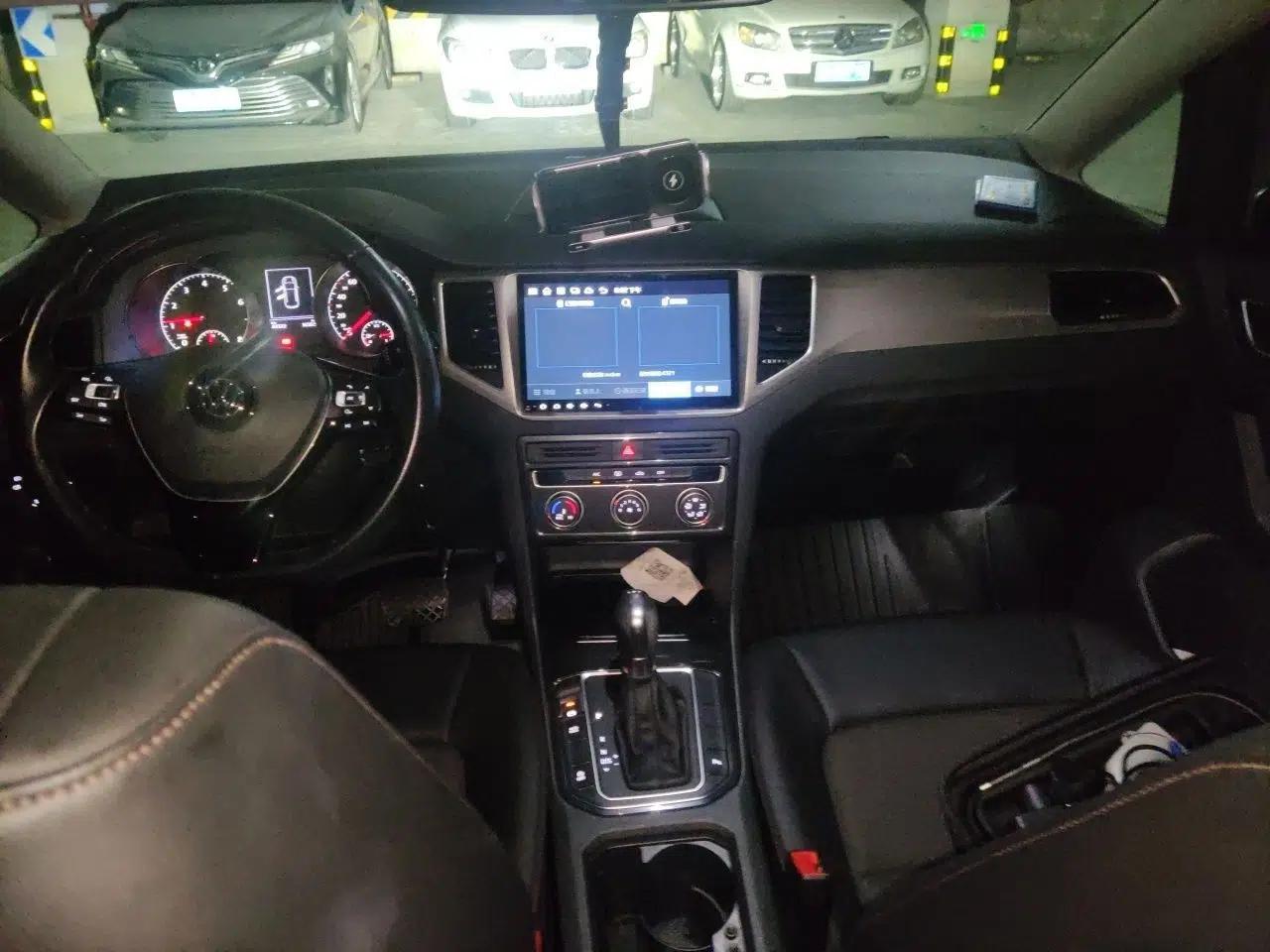 Volkswagen Golf Sportsvan 2018 230TSI Automatic Trend Edition — миниатюра 9