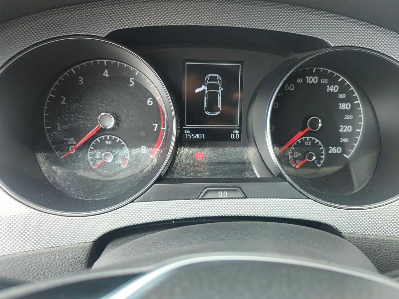 Volkswagen Golf Sportsvan 2016 230TSI Automatic Trend Edition — миниатюра 12