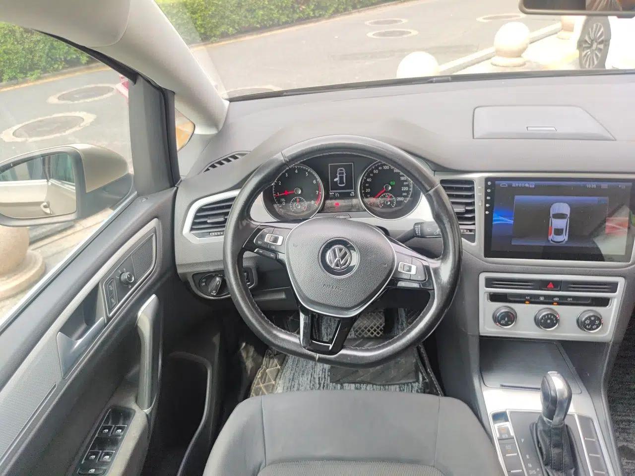Volkswagen Golf Sportsvan 2016 230TSI Automatic Trend Edition — миниатюра 10