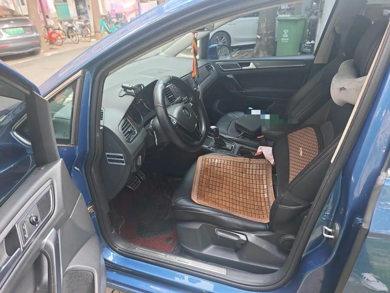 Volkswagen Golf Sportsvan 2016 230TSI Automatic Trend Edition — миниатюра 16