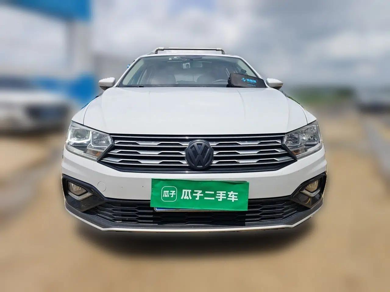 Volkswagen C-TREK 2017 230TSI DSG Comfort Version — миниатюра 2