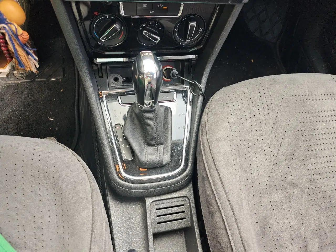 Volkswagen C-TREK 2017 230TSI DSG Comfort Version — миниатюра 14