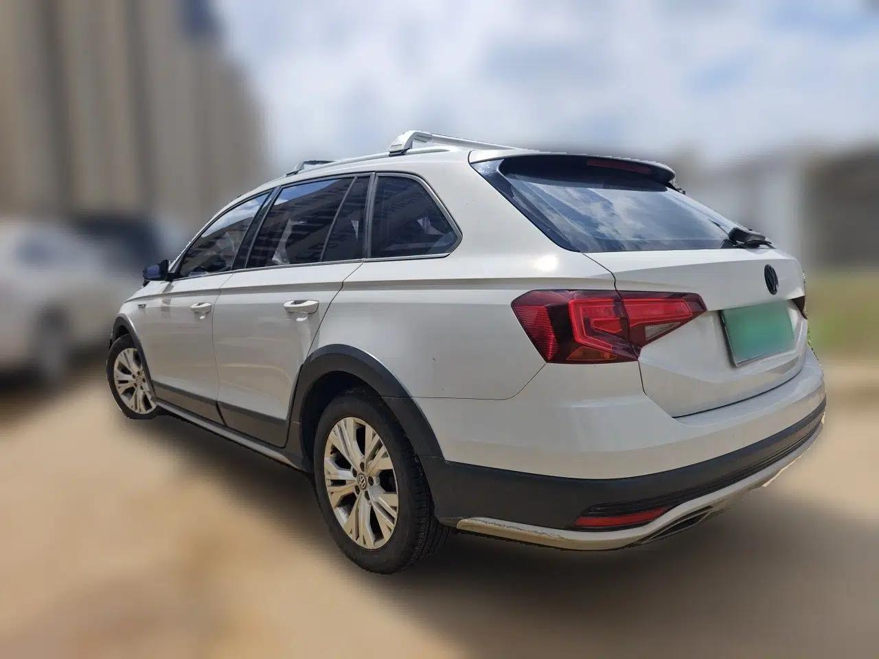Volkswagen C-TREK 2017 230TSI DSG Comfort Version — миниатюра 4