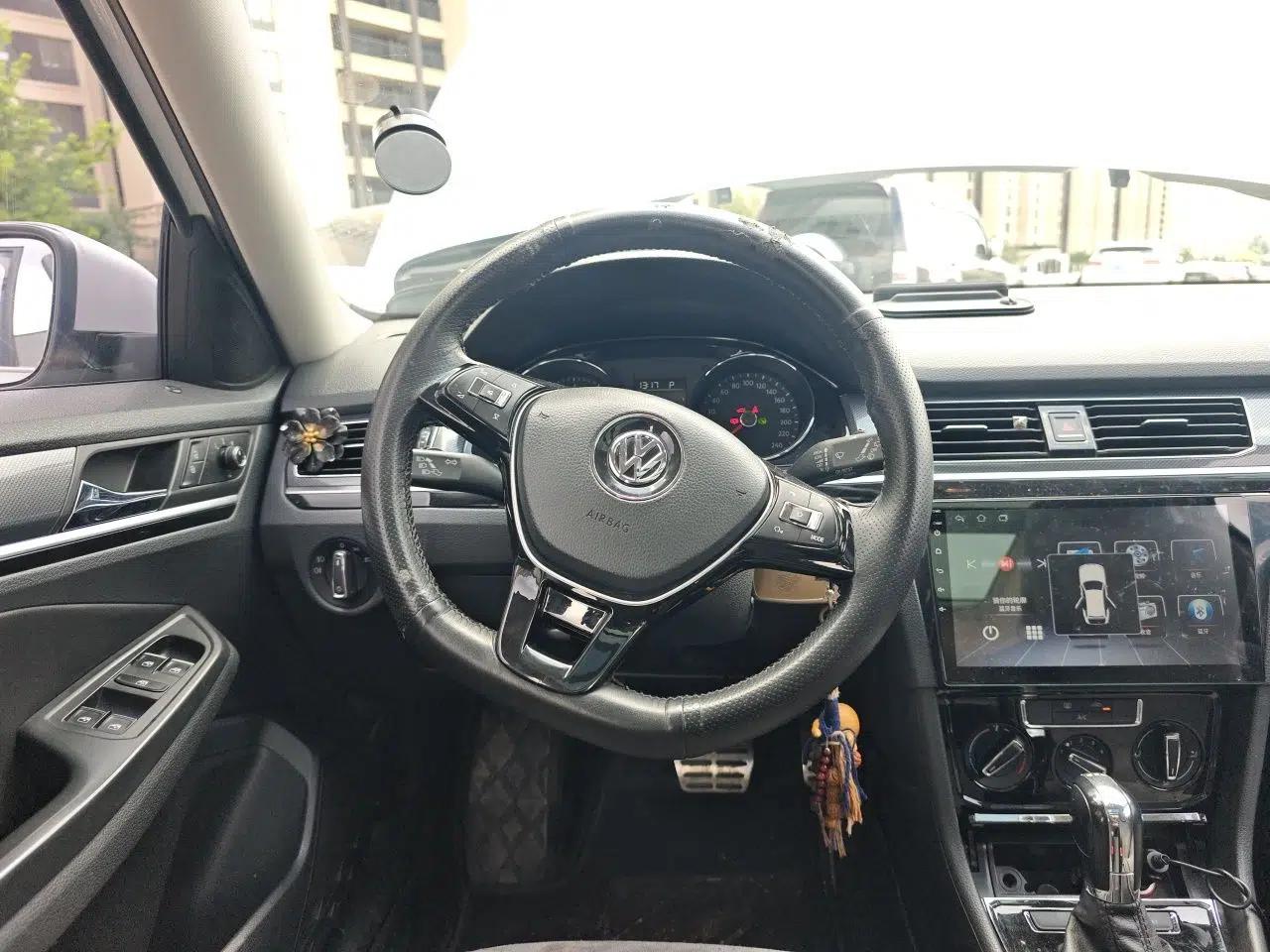 Volkswagen C-TREK 2017 230TSI DSG Comfort Version — миниатюра 10