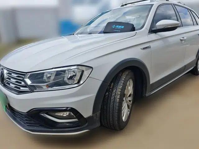 Volkswagen C-TREK 2017 230TSI DSG Comfort Version