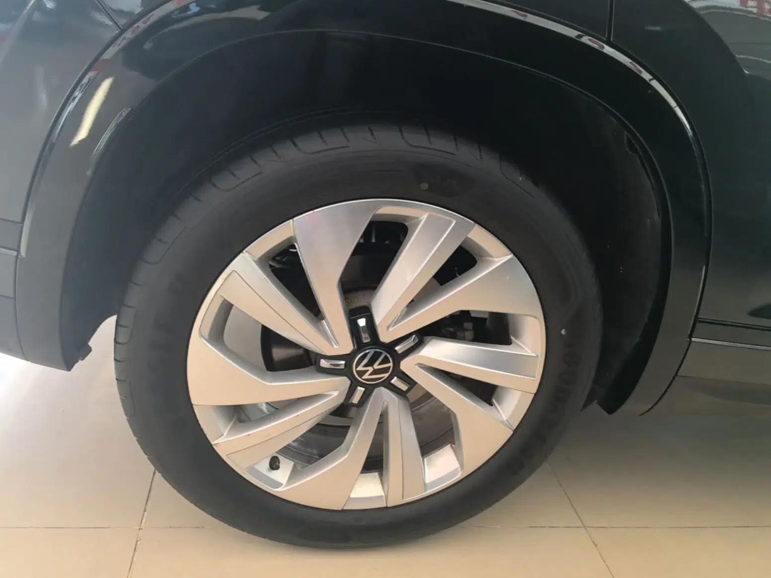 Volkswagen Tayron X 2020 330TSI Two-Wheel Drive Luxury Smart Connectivity Version — миниатюра 11