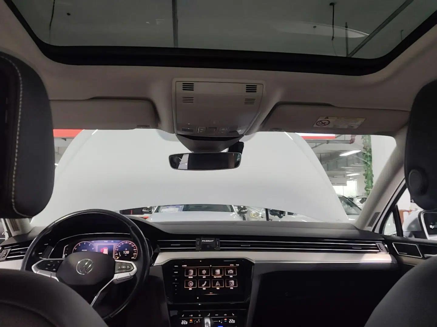 Volkswagen Variant 2021 2.0T Comfort Edition — миниатюра 21