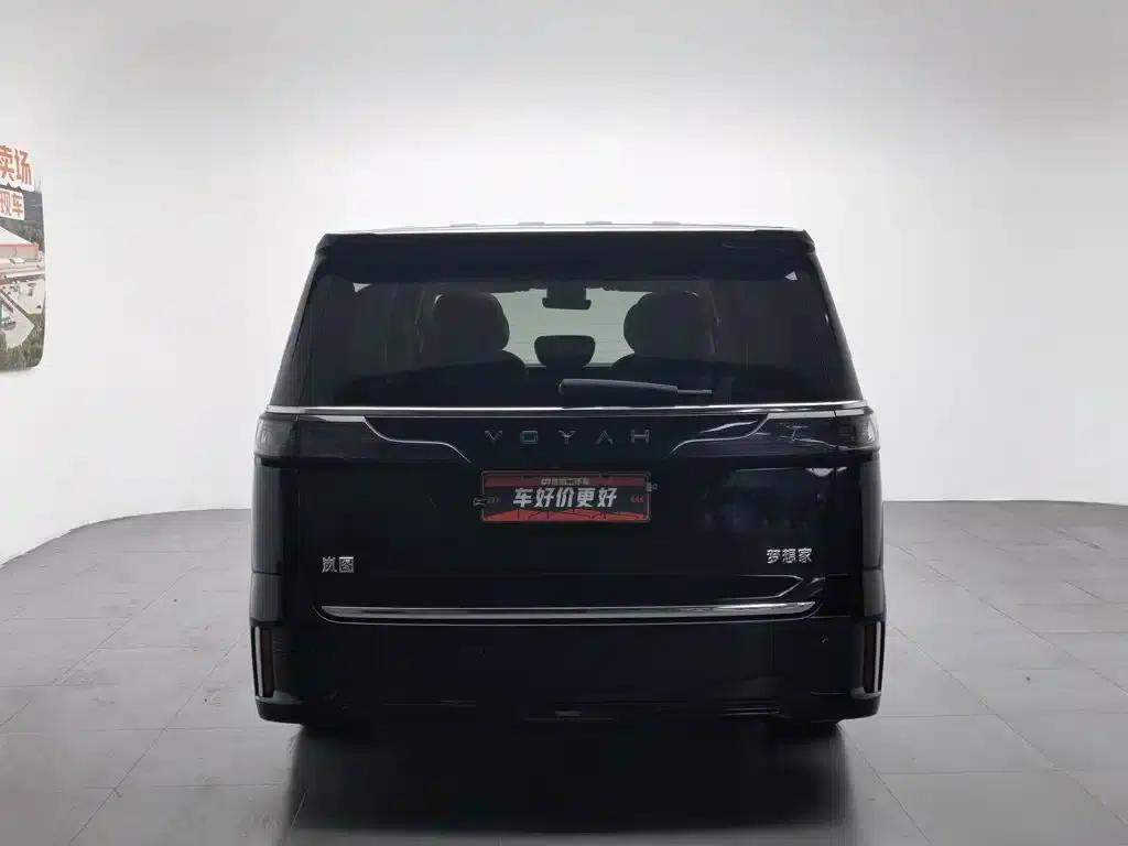 Voyah Dreamer 2024 PHEV Extended Range Premium Edition — миниатюра 4