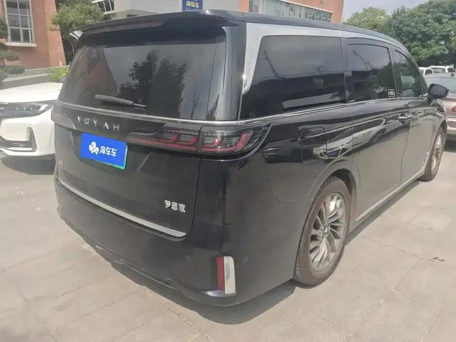 Voyah Dreamer 2022 Low-Carbon Edition Dream+ Smart Package — миниатюра 3