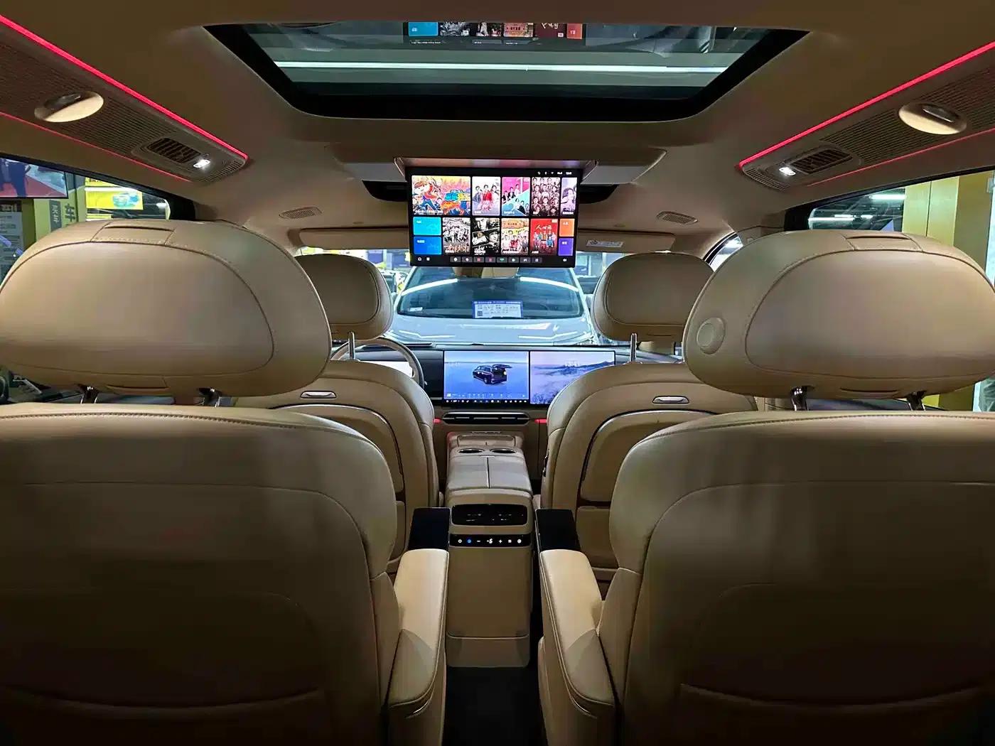 Voyah Dreamer 2025 PHEV 4WD Premium Kunpeng Edition — миниатюра 8