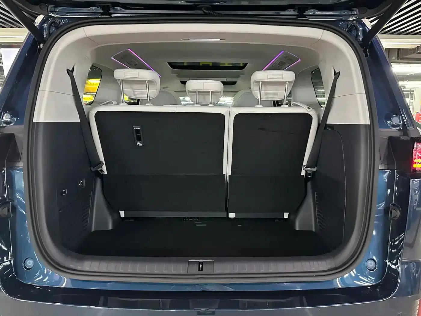 Voyah Dreamer 2025 PHEV AWD Flagship Qiankun Edition — миниатюра 14