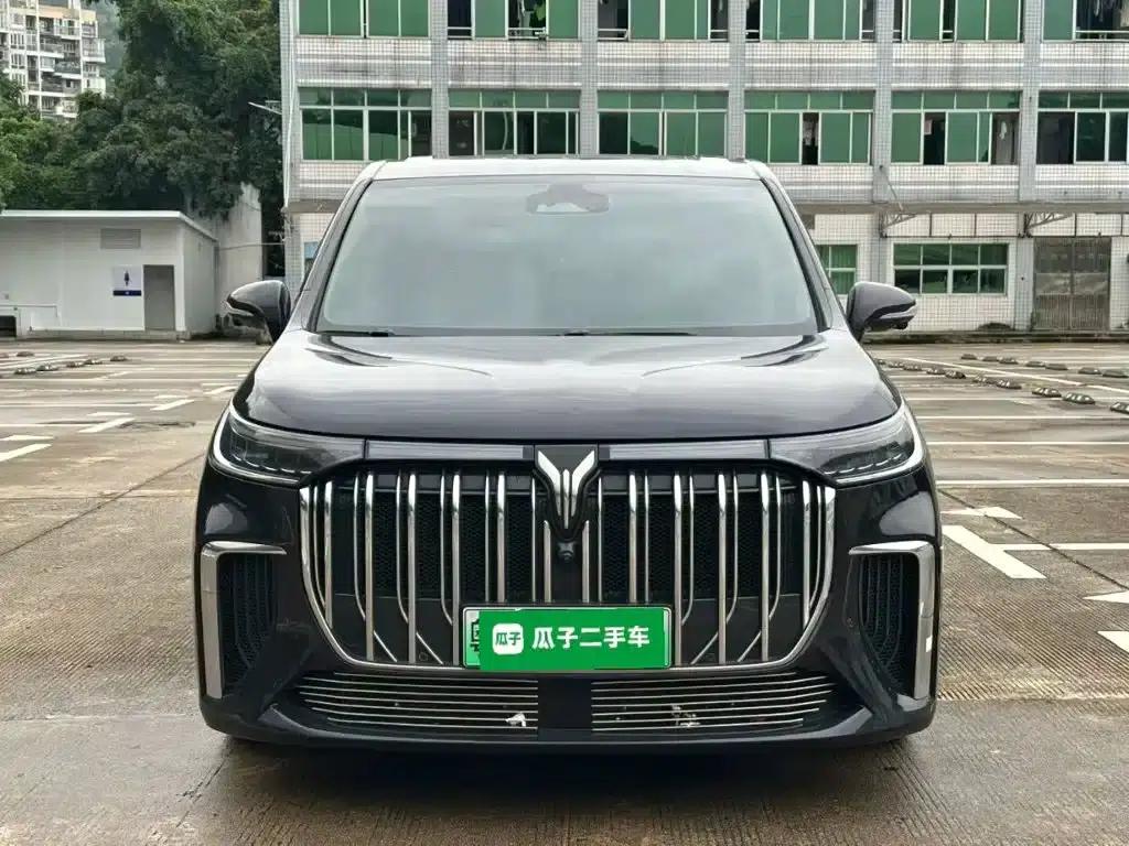 Voyah Dreamer 2022 Low-Carbon Edition Dream+ Smart Package — миниатюра 3