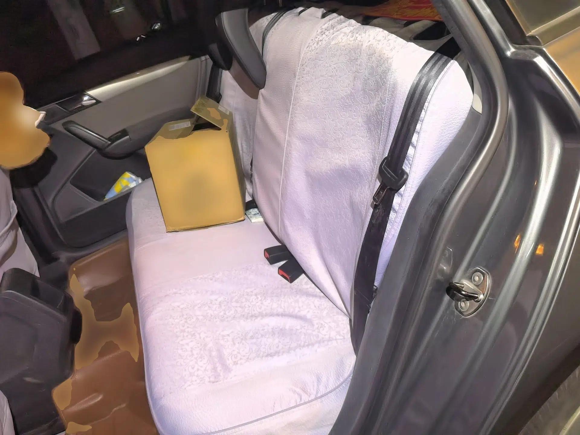 Volkswagen Gran Lavida 2013 1.6L Manual Fashion Model — миниатюра 17